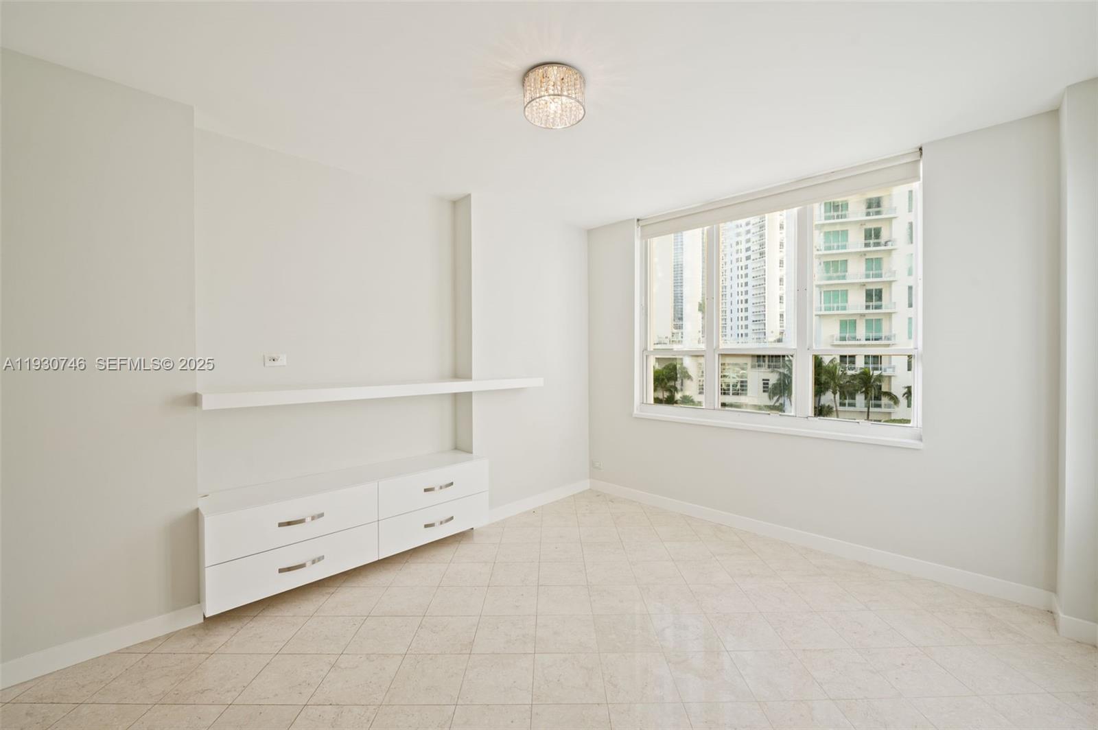888 Brickell Key Dr #601, Miami FL 33131