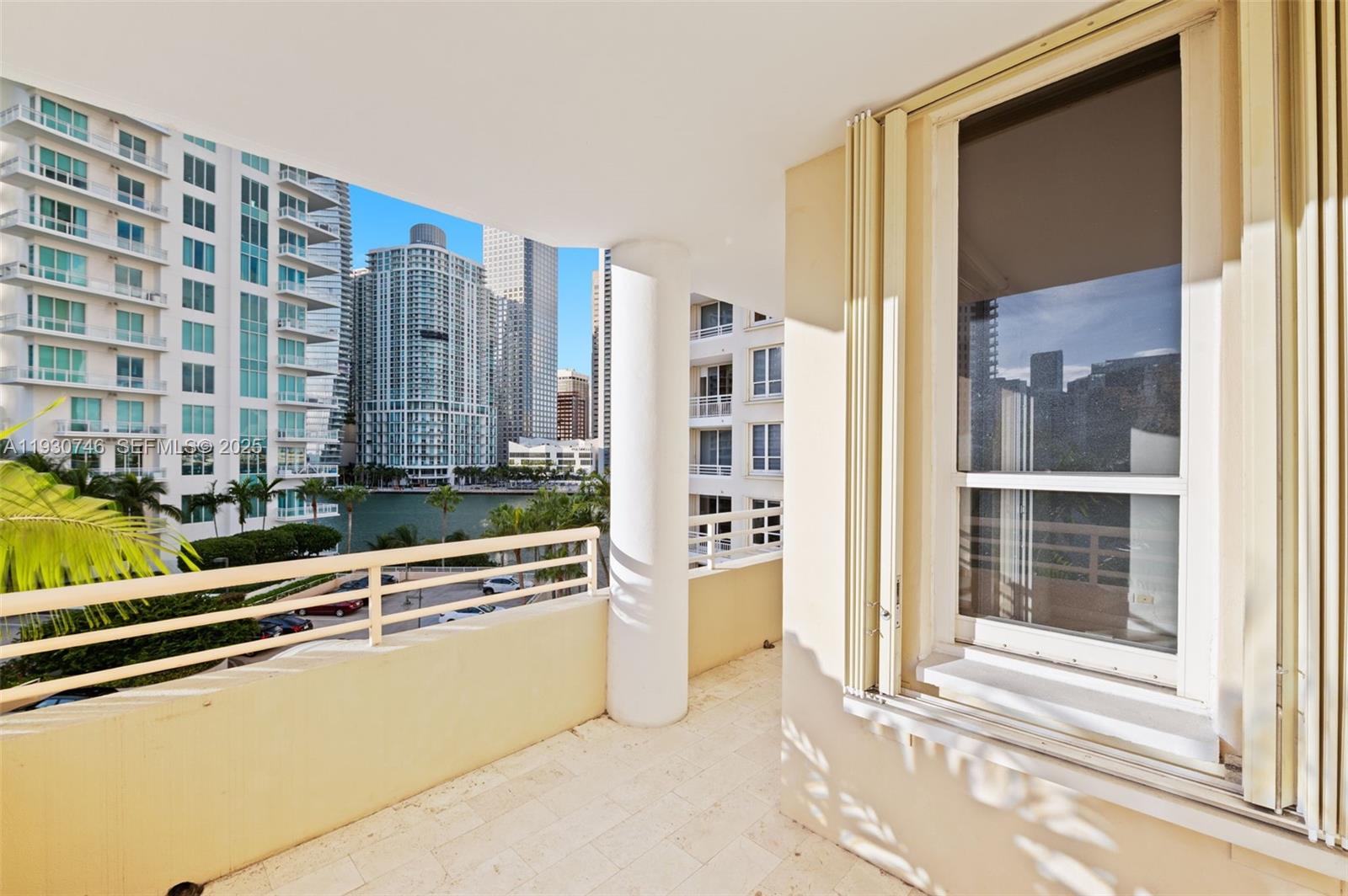 888 Brickell Key Dr #601, Miami FL 33131