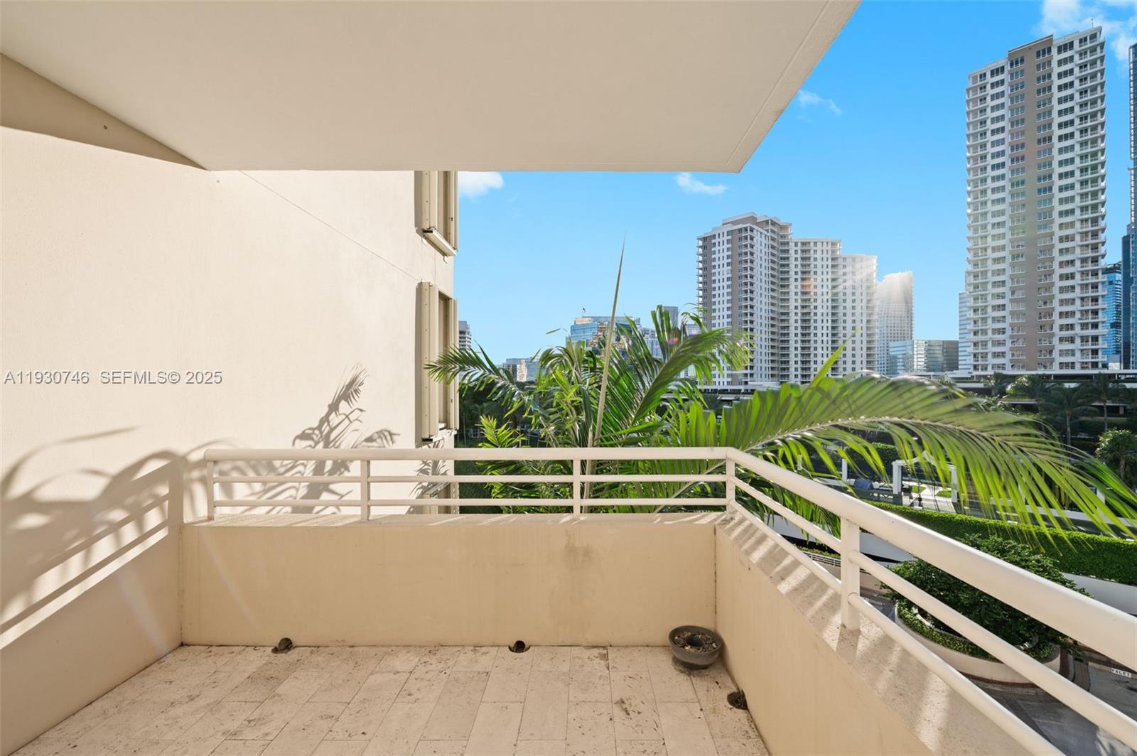 888 Brickell Key Dr #601, Miami FL 33131