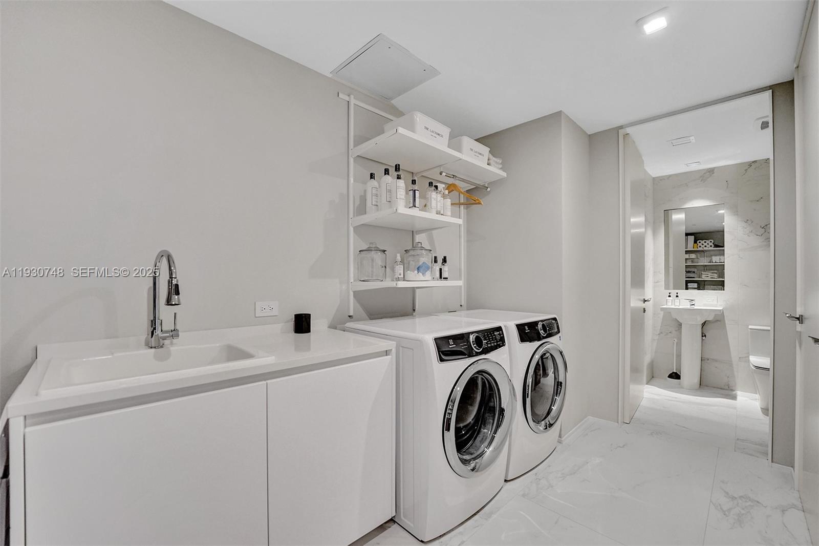 1000 Biscayne Blvd #3902, Miami FL 33132