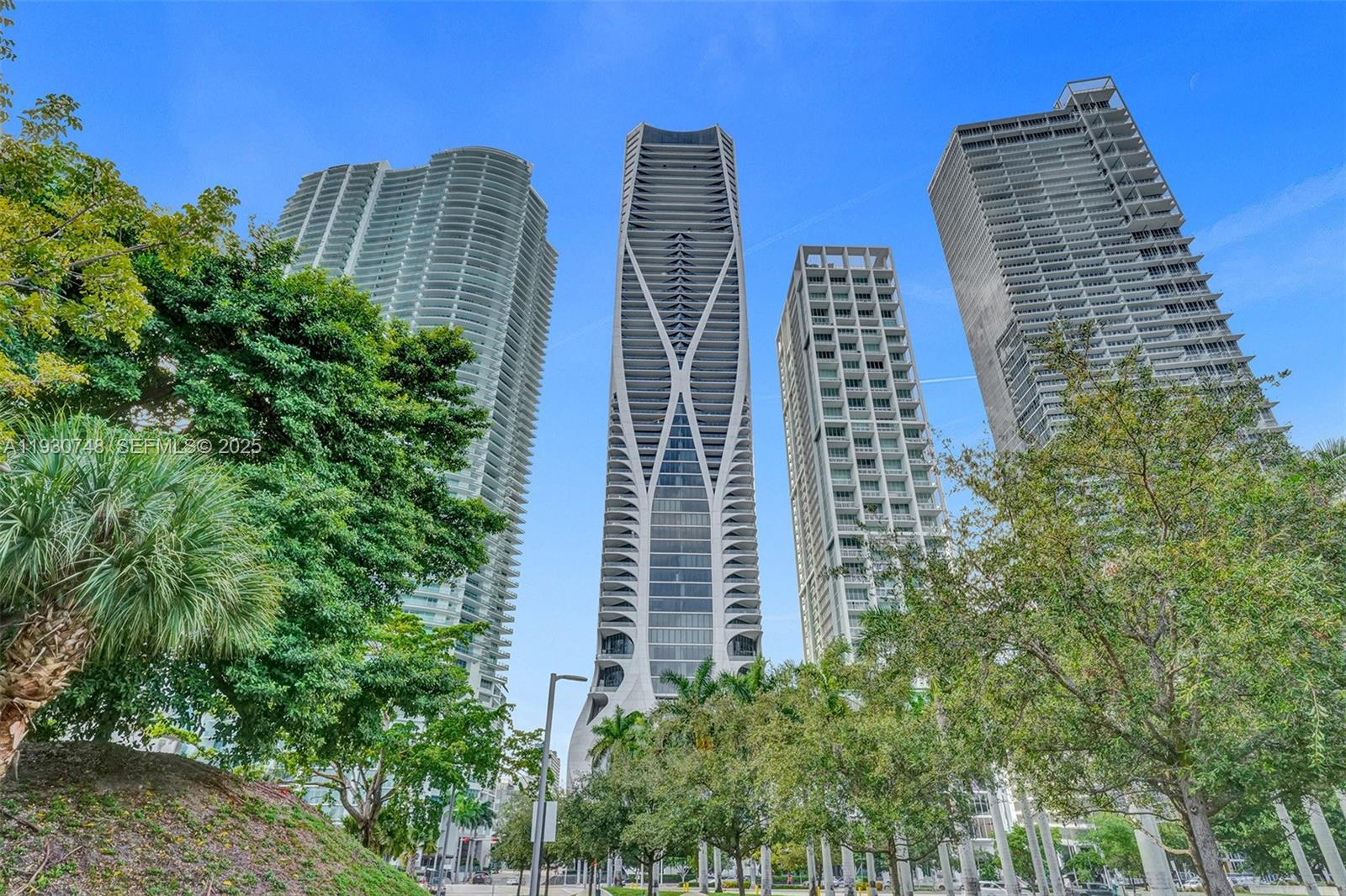 1000 Biscayne Blvd #3902, Miami FL 33132