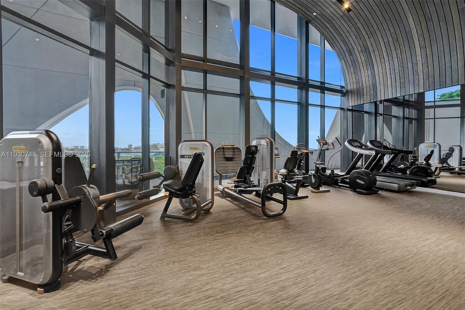 1000 Biscayne Blvd #3902, Miami FL 33132
