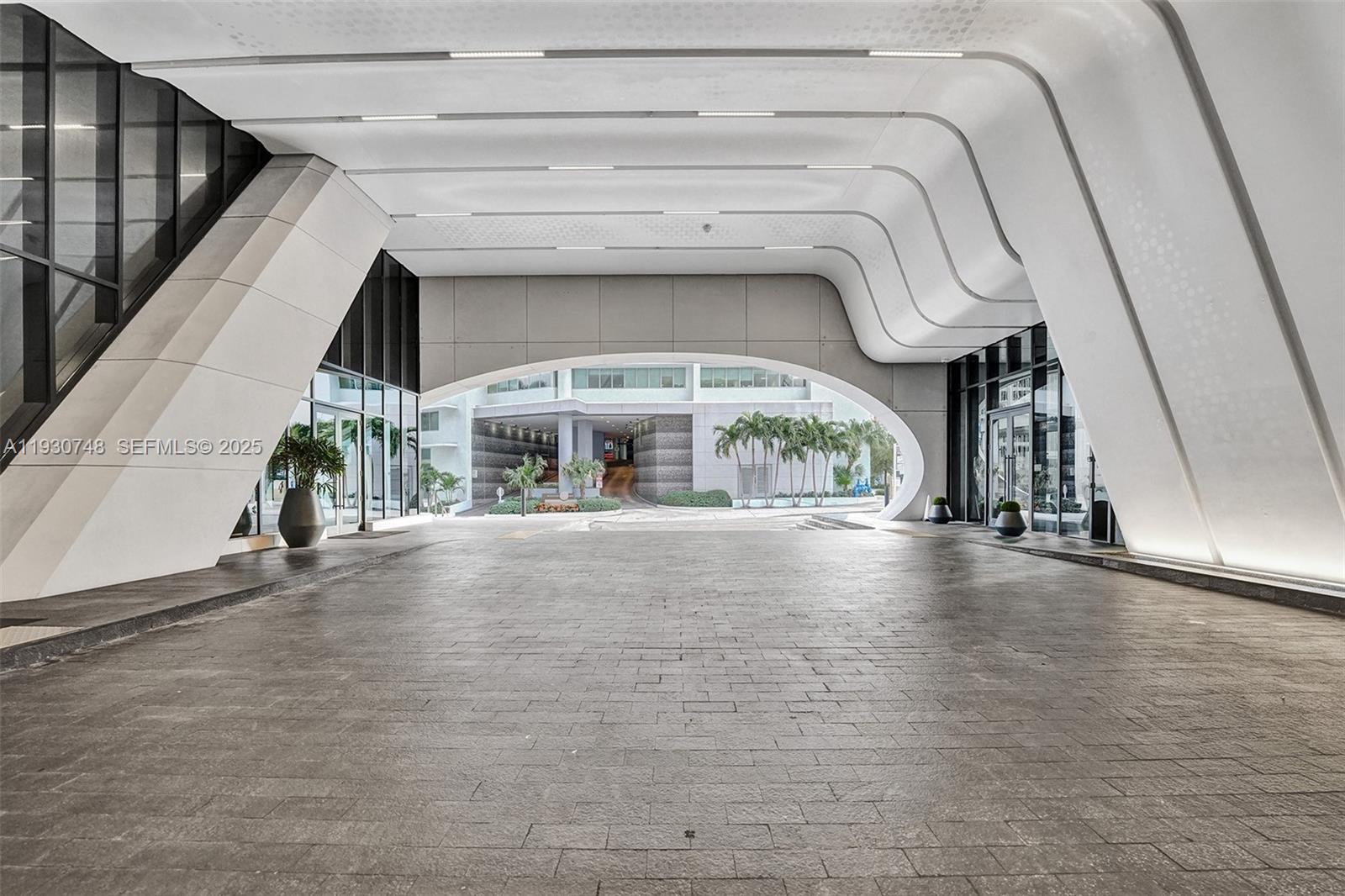 1000 Biscayne Blvd #3902, Miami FL 33132