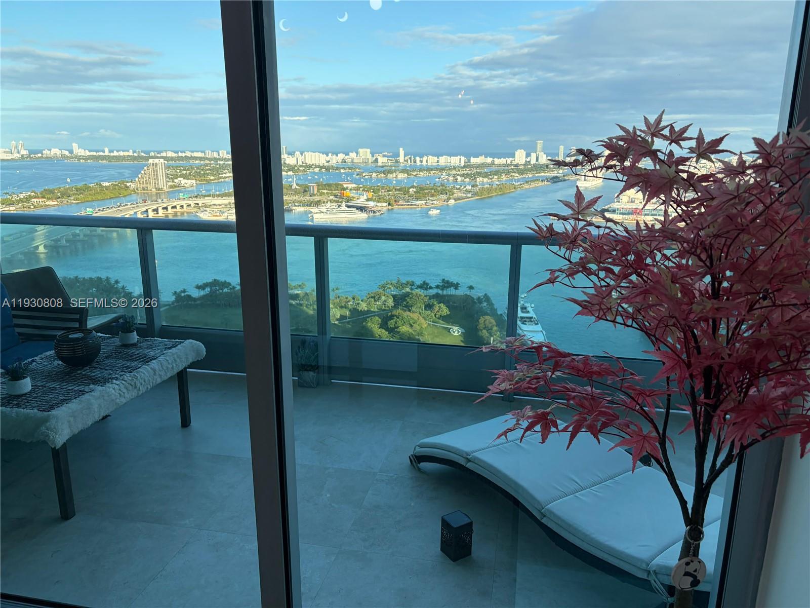 900 Biscayne Blvd #3704, Miami FL 33132