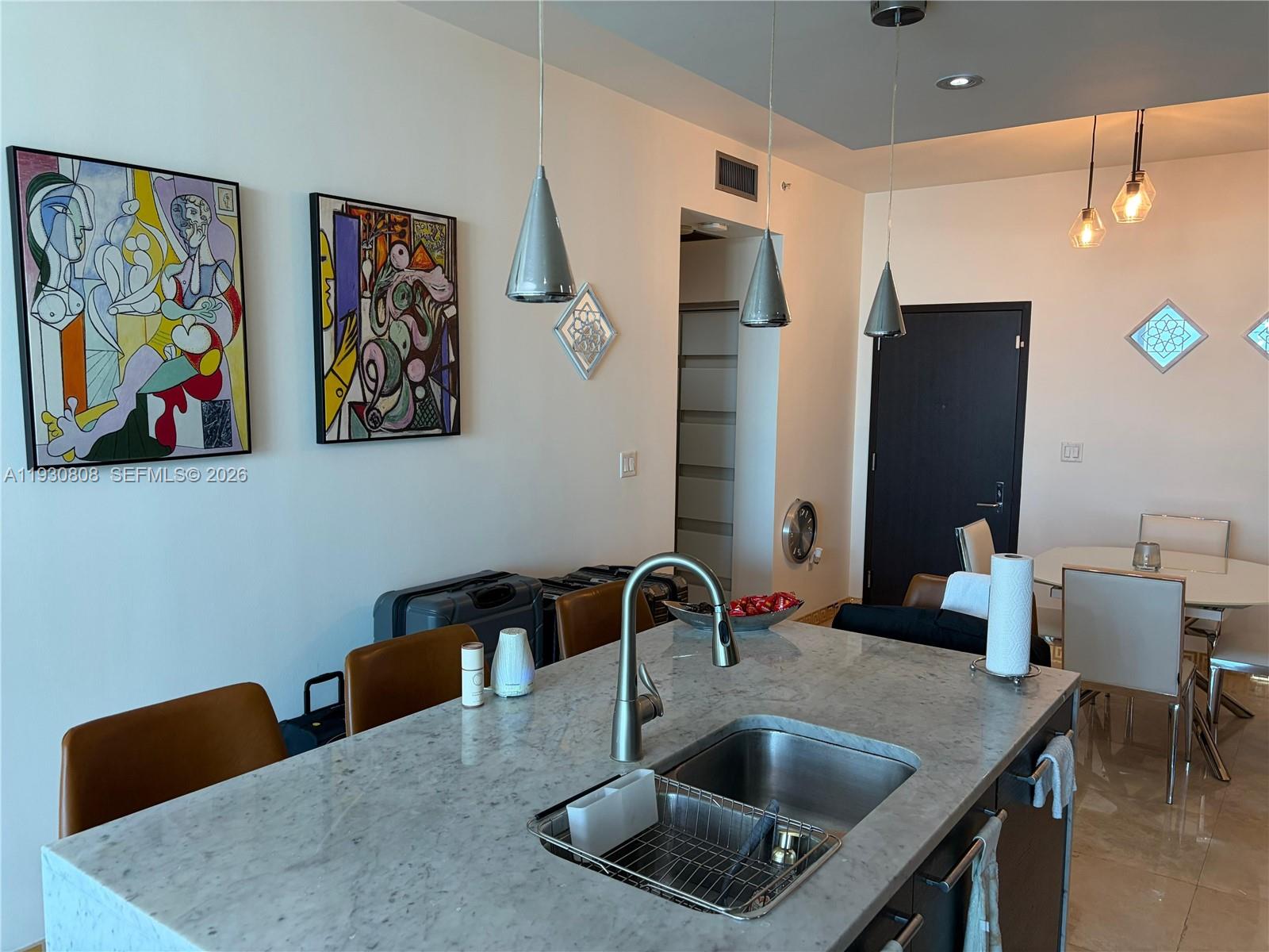 900 Biscayne Blvd #3704, Miami FL 33132
