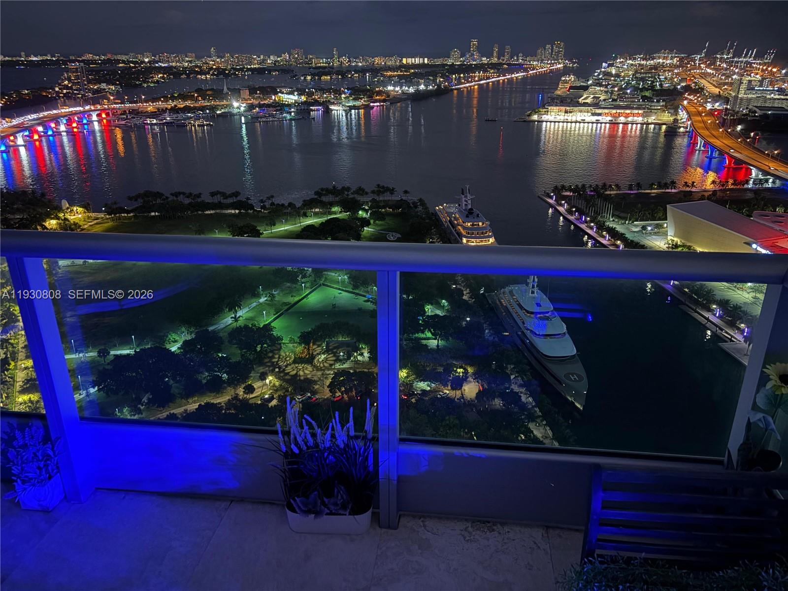 900 Biscayne Blvd #3704, Miami FL 33132