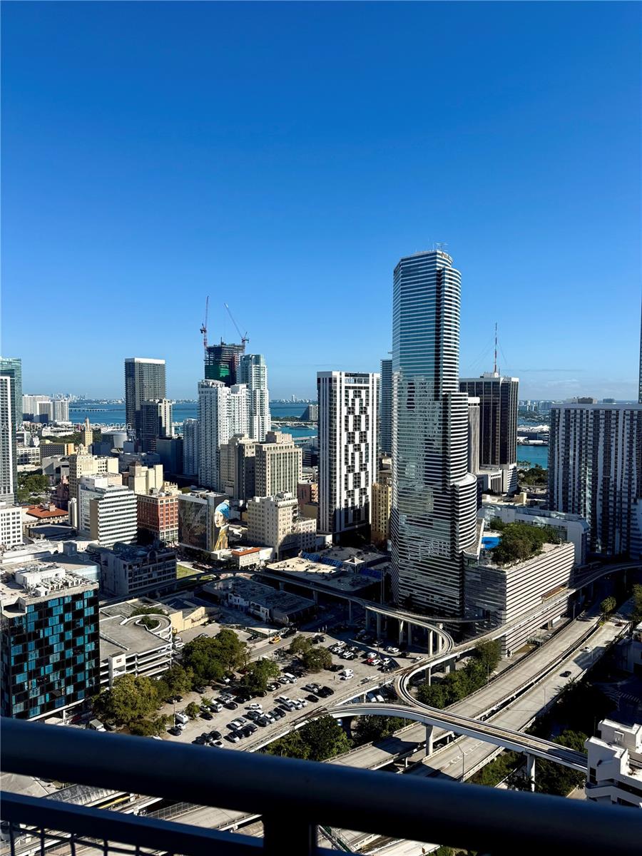 350 S Miami Ave #3907, Miami FL 33130