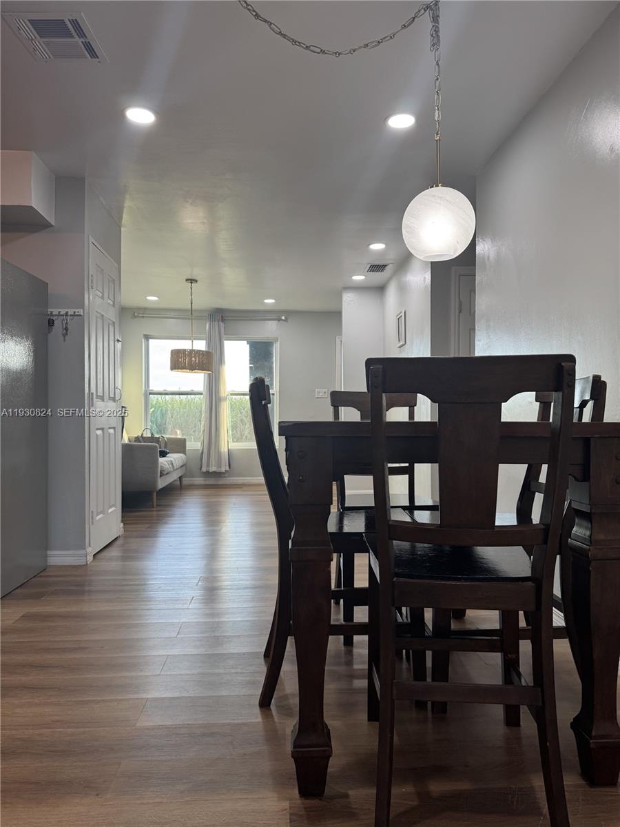 415 SE 4th St, South Bay FL 33493