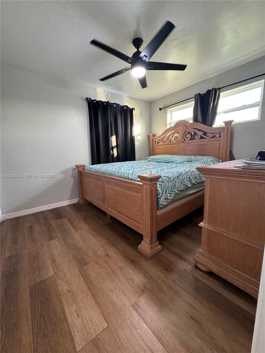 415 SE 4th St, South Bay FL 33493