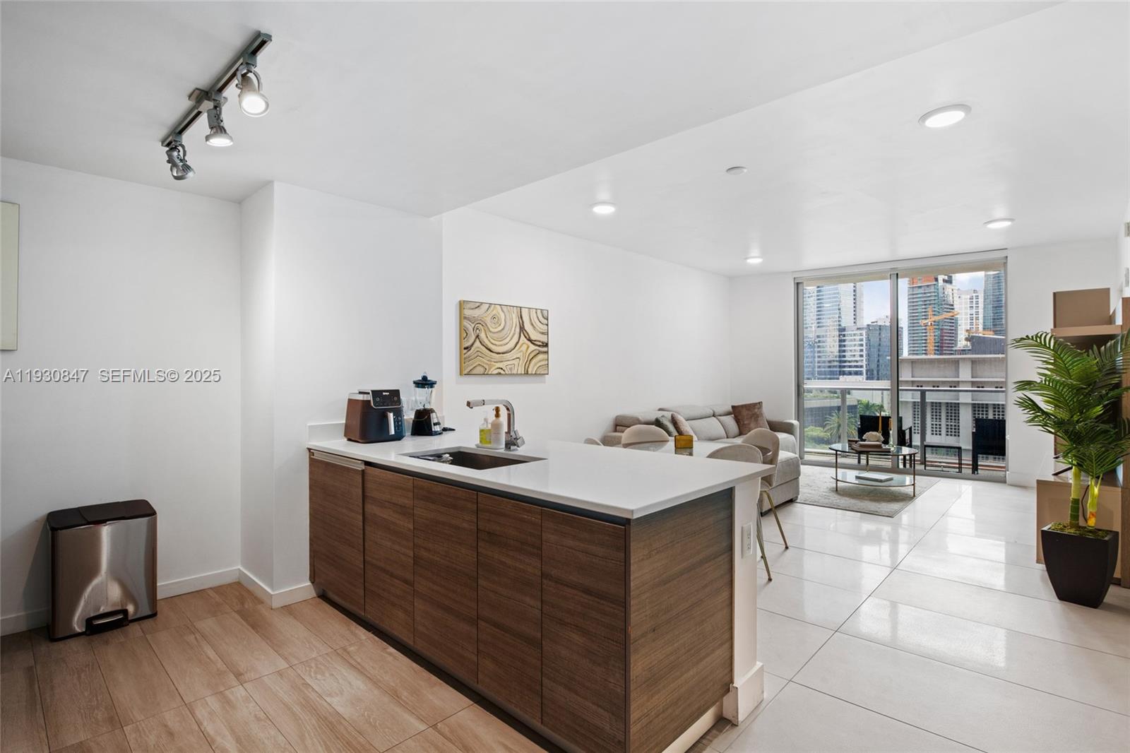 1100 S Miami Ave #702, Miami FL 33130