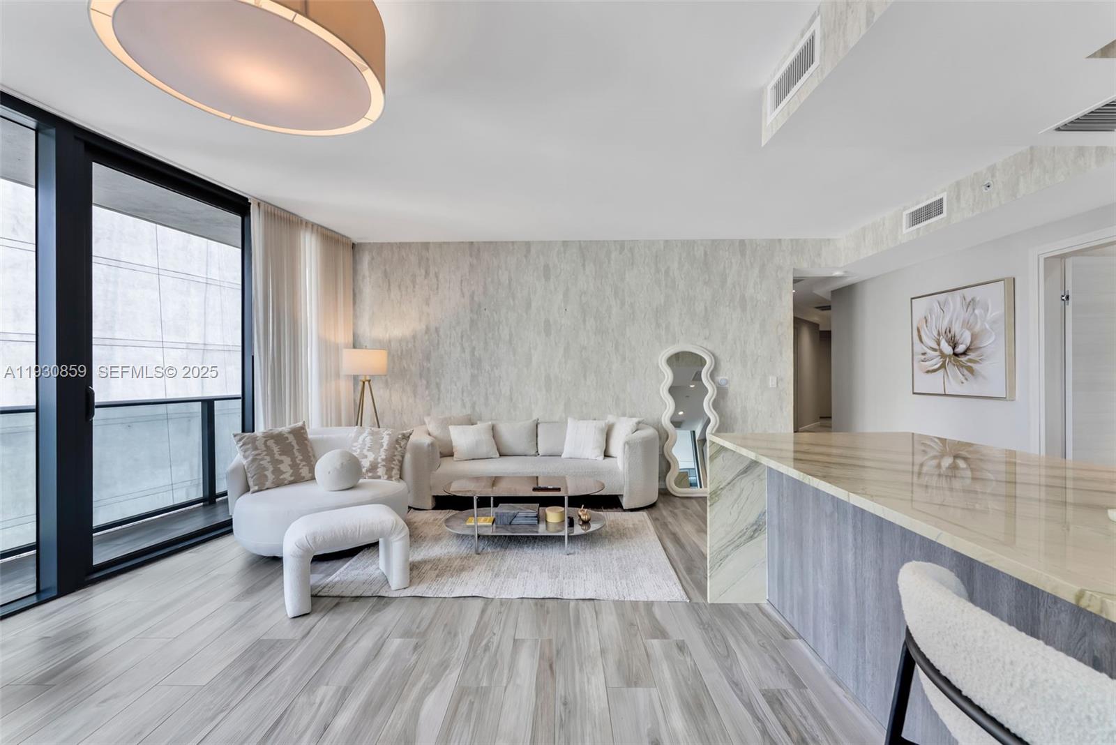 801 S Miami Ave #1805, Miami FL 33130