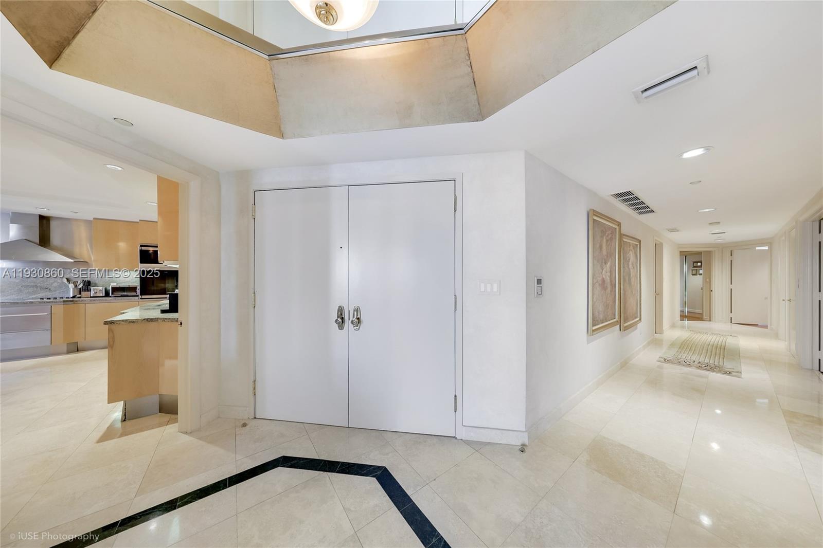 2600 Island Blvd #703, Aventura FL 33160