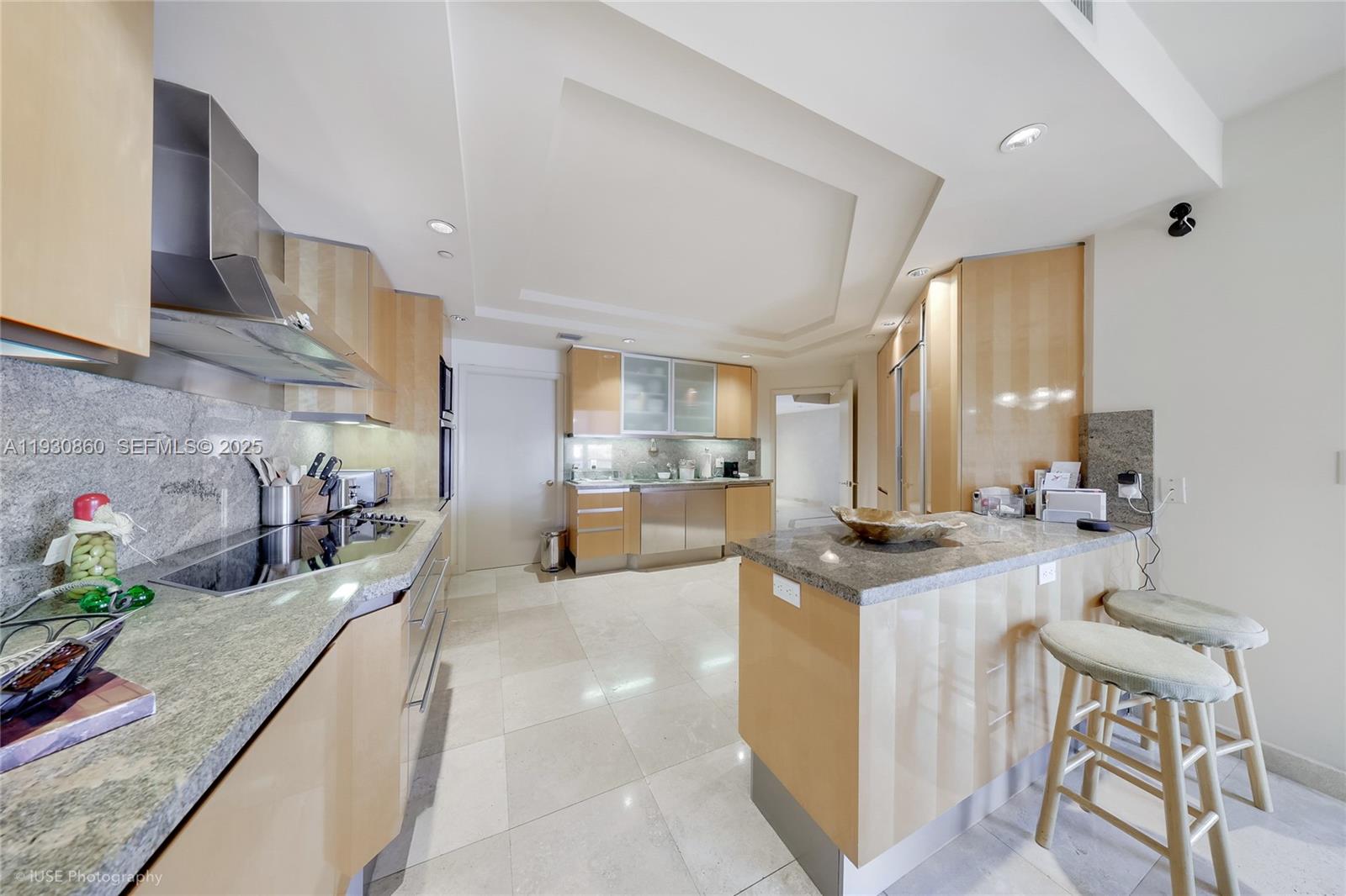 2600 Island Blvd #703, Aventura FL 33160