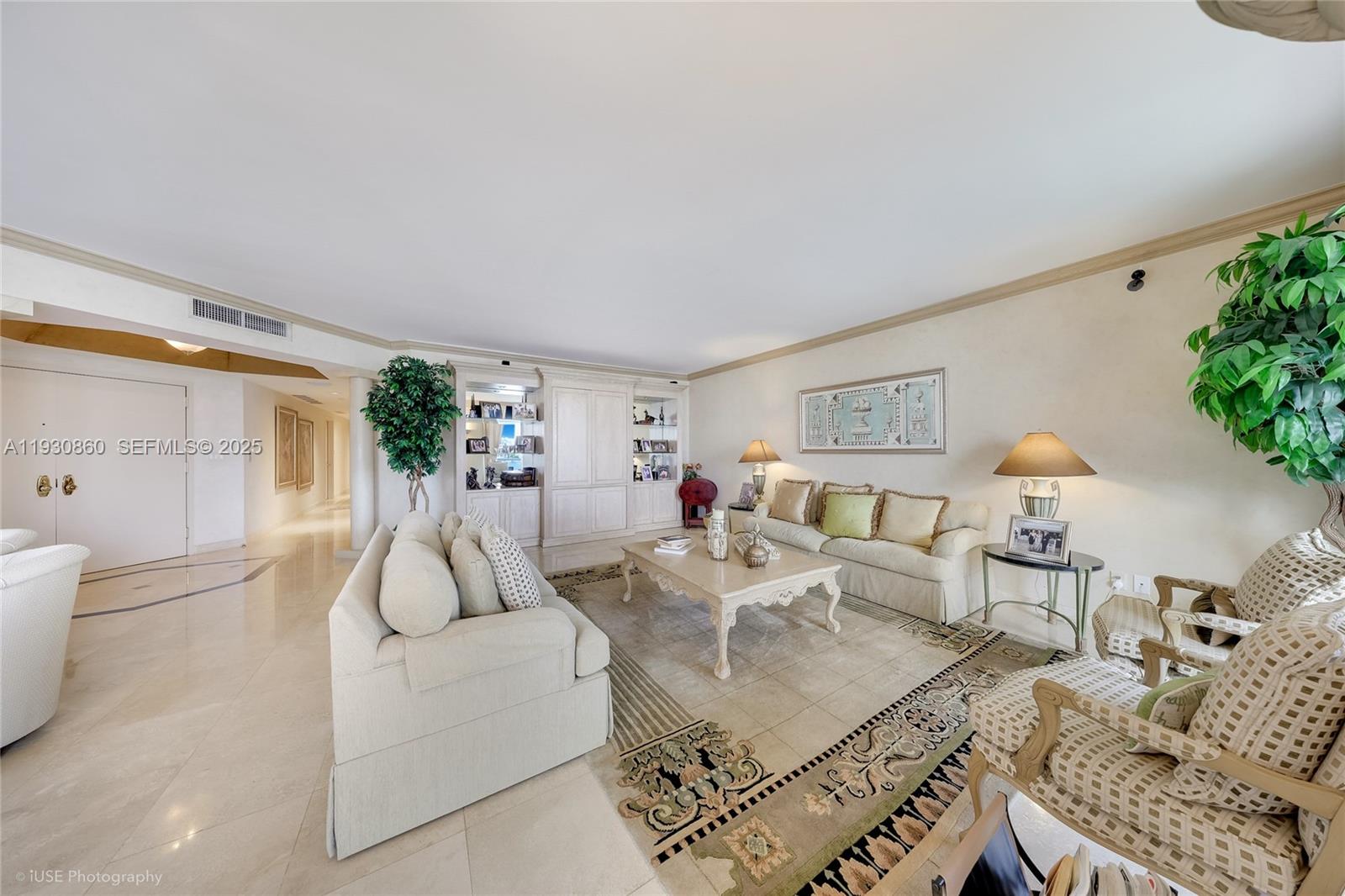 2600 Island Blvd #703, Aventura FL 33160