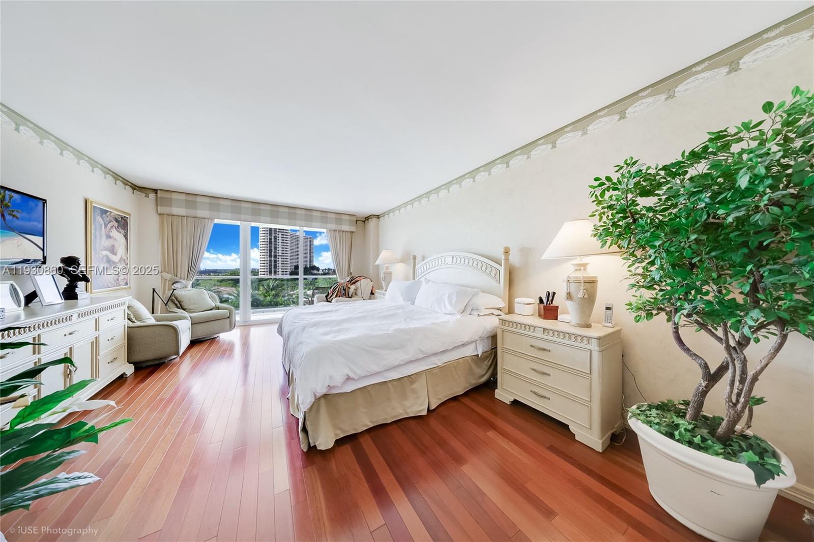 2600 Island Blvd #703, Aventura FL 33160