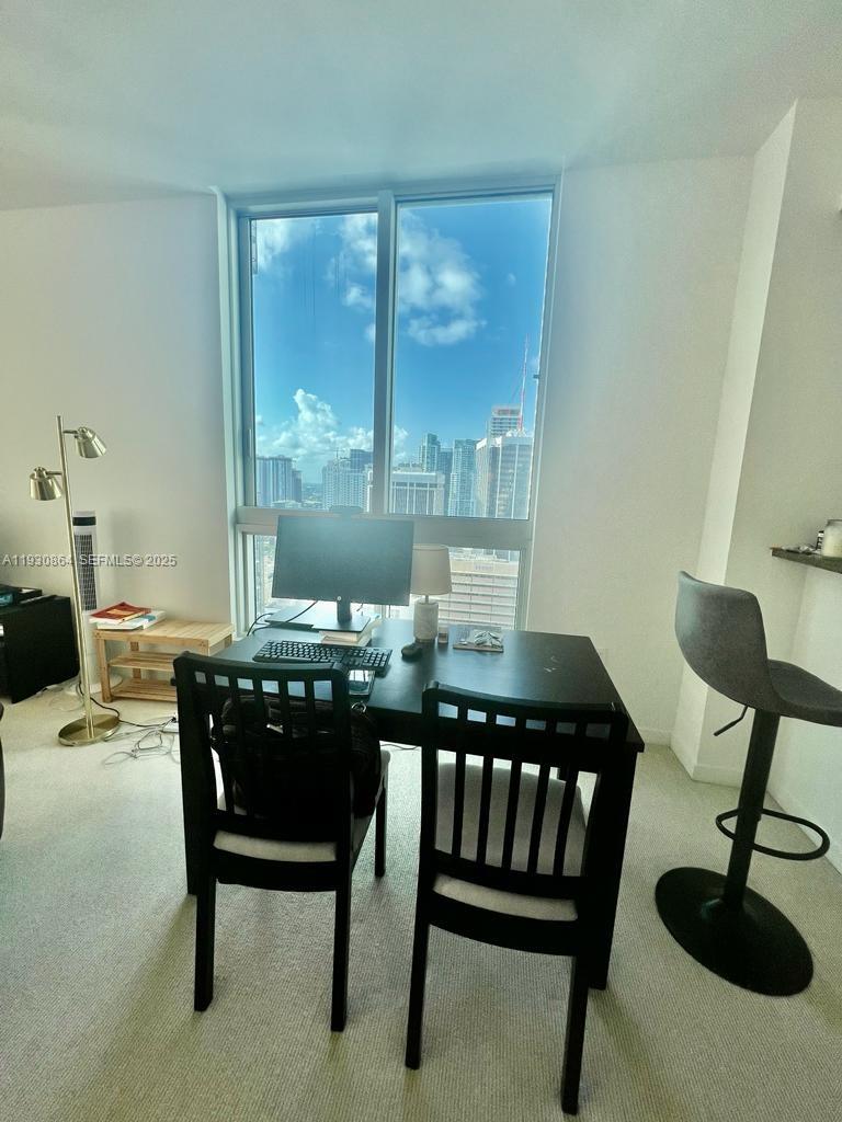 300 S Biscayne Blvd #T-3201, Miami FL 33131