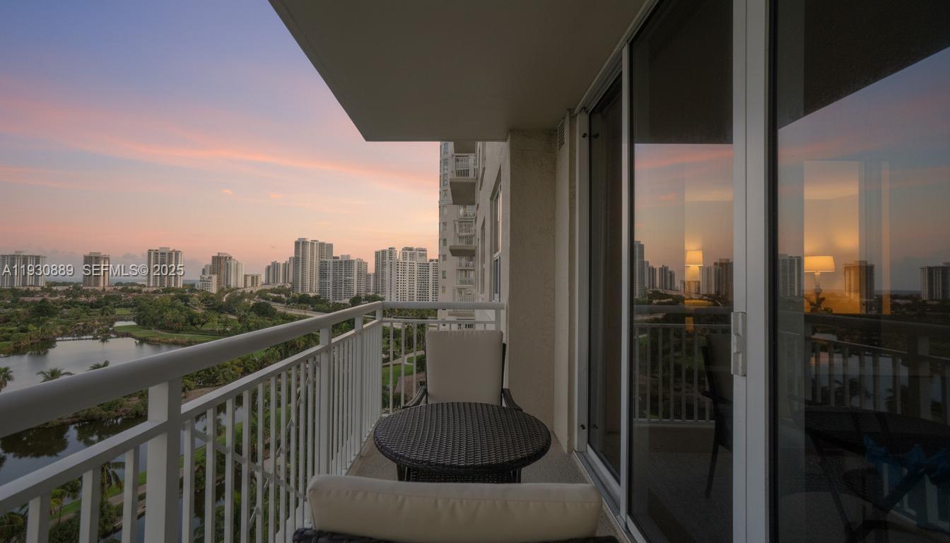 19501 W Country Club Dr #1202, Aventura FL 33180