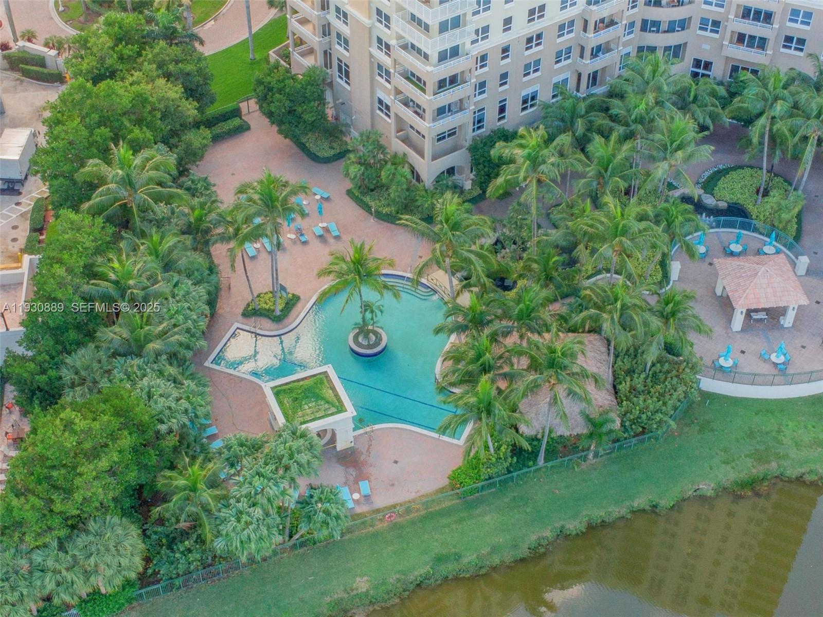 19501 W Country Club Dr #1202, Aventura FL 33180