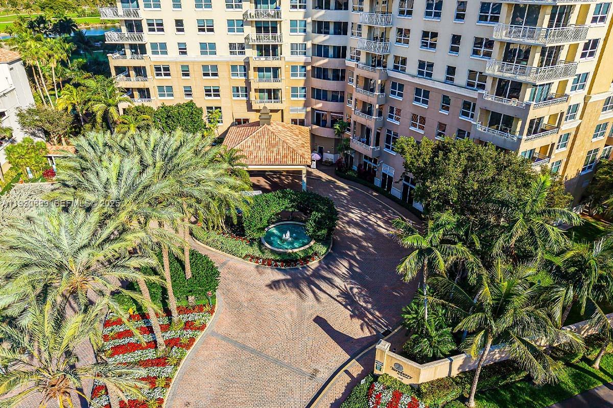 19501 W Country Club Dr #1202, Aventura FL 33180