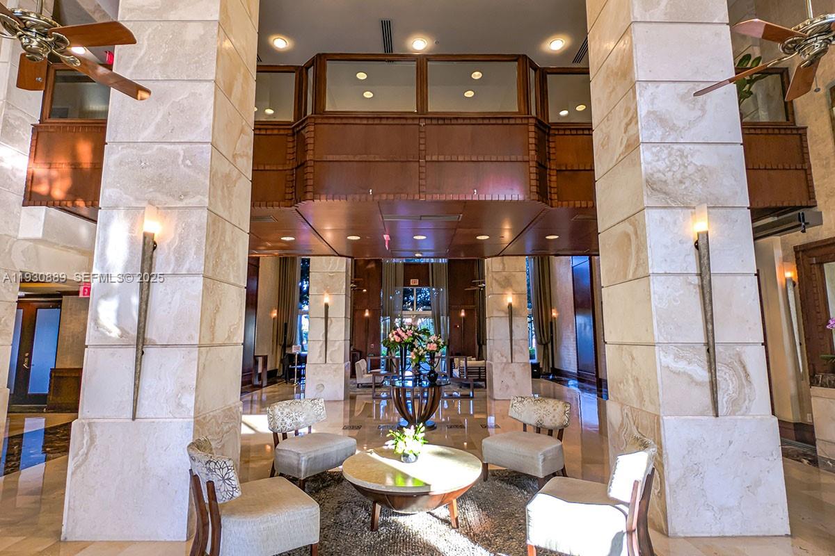 19501 W Country Club Dr #1202, Aventura FL 33180