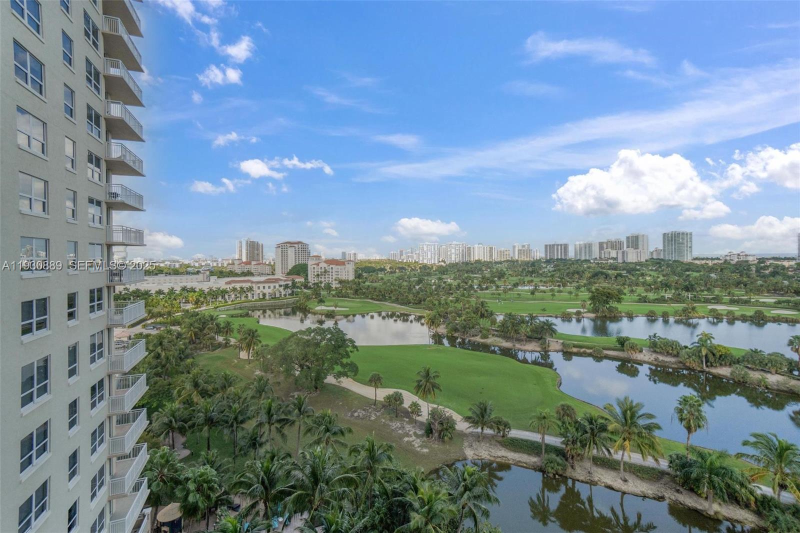 19501 W Country Club Dr #1202, Aventura FL 33180
