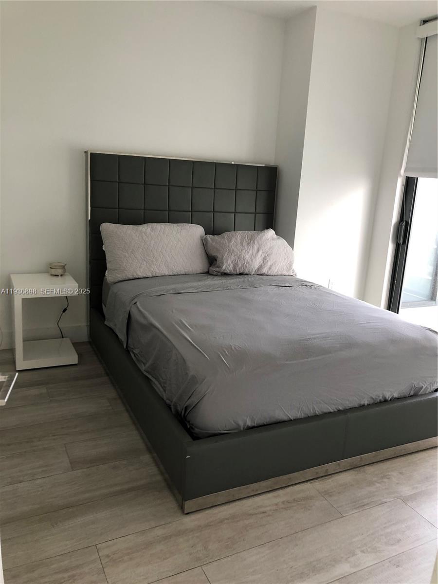121 NE 34th St #2601, Miami FL 33137