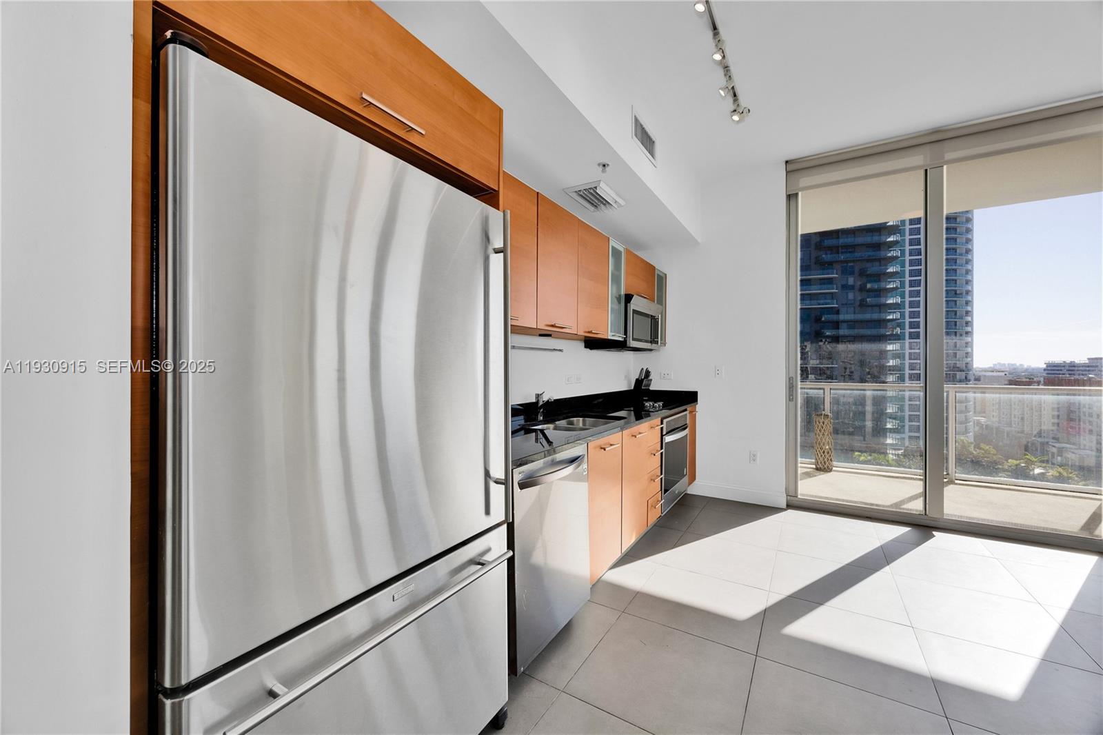 3470 E Coast Ave #H1605, Miami FL 33137
