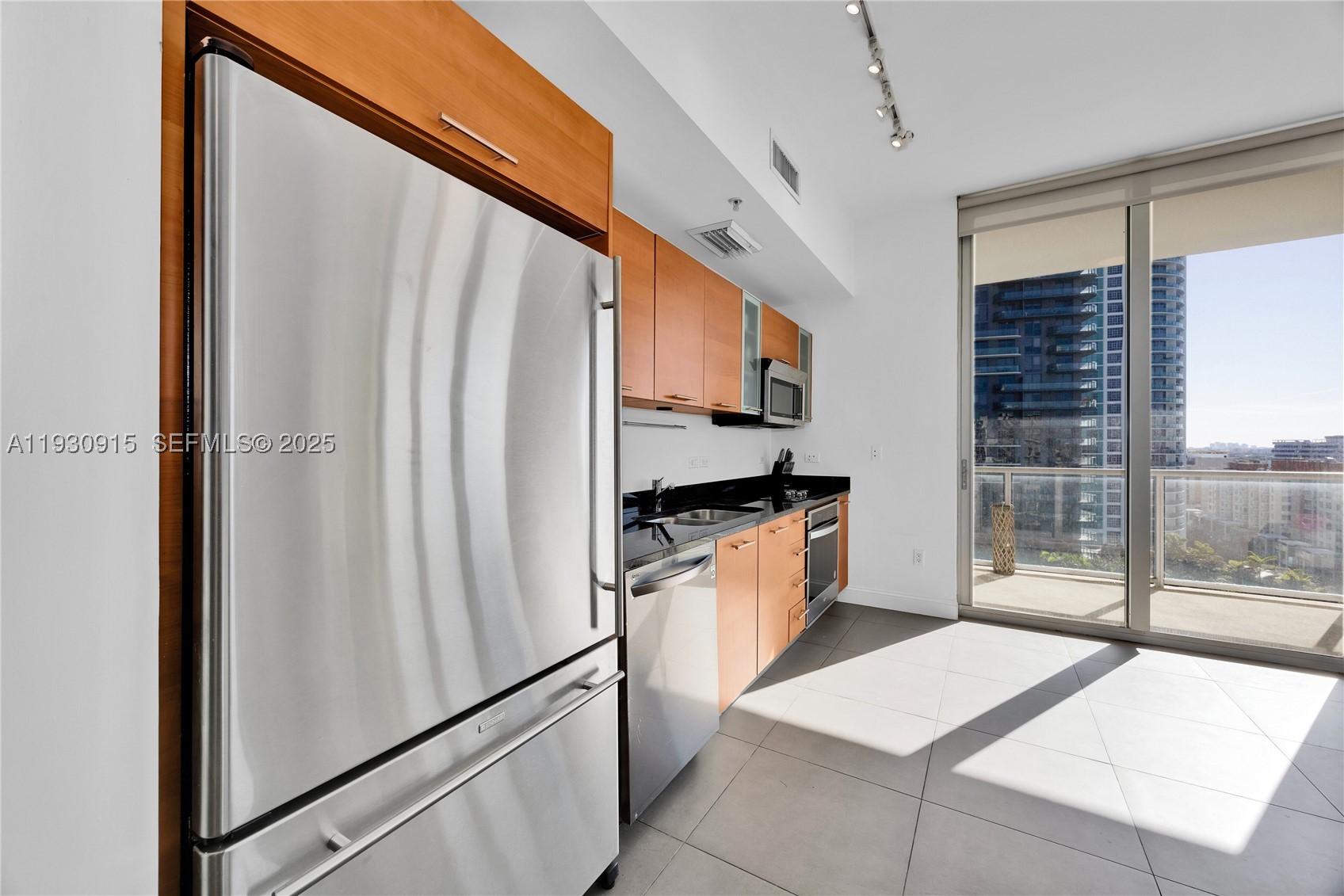 3470 E Coast Ave #H1605, Miami FL 33137