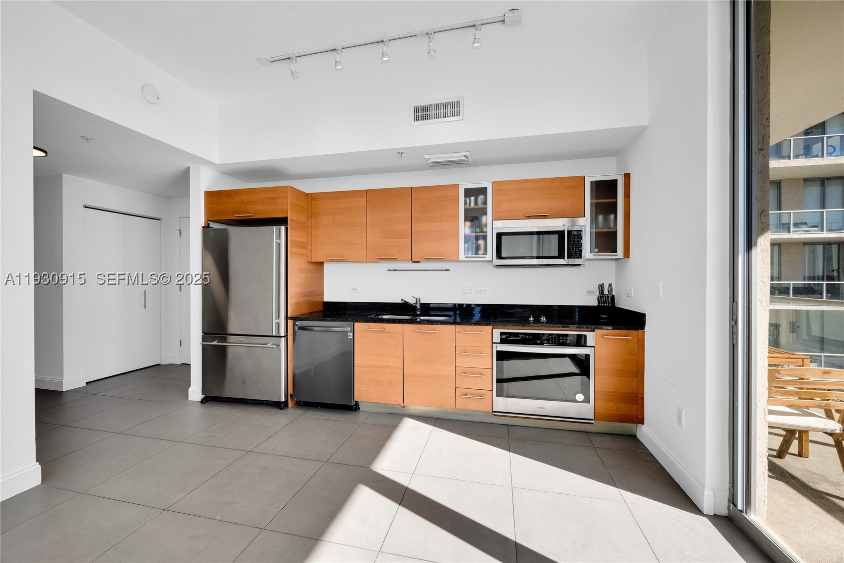 3470 E Coast Ave #H1605, Miami FL 33137