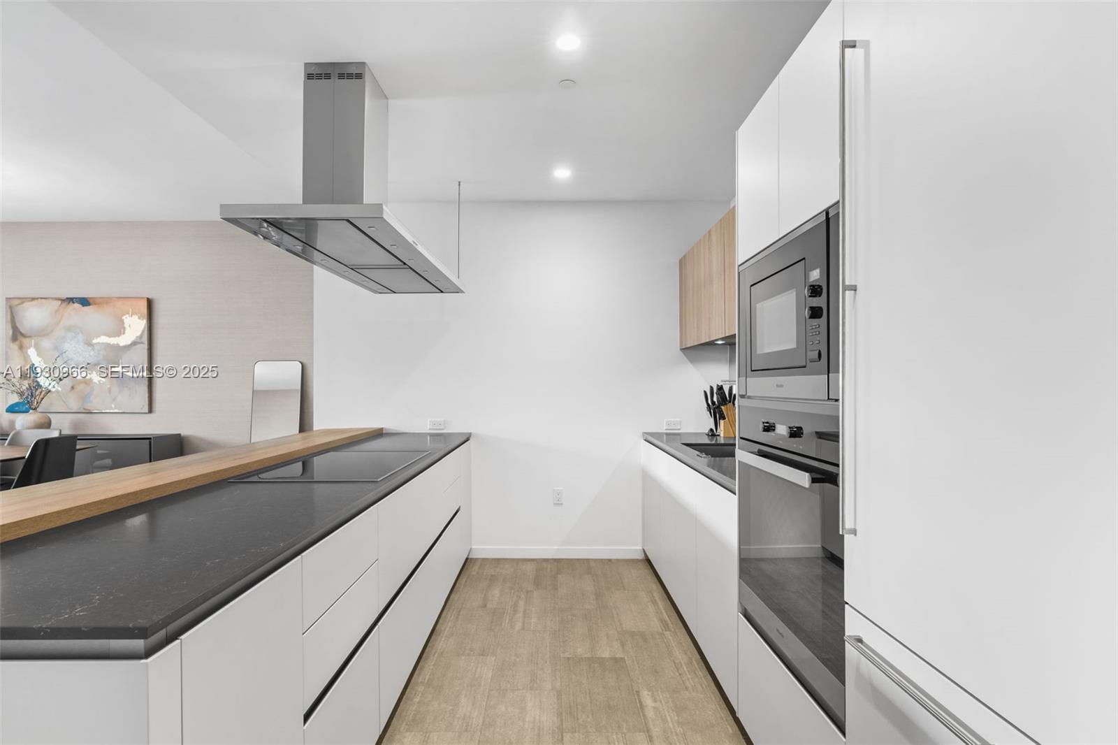 1000 Brickell Plz #PH5904, Miami FL 33131