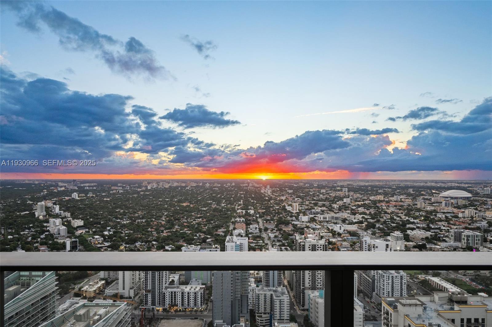 1000 Brickell Plz #PH5904, Miami FL 33131