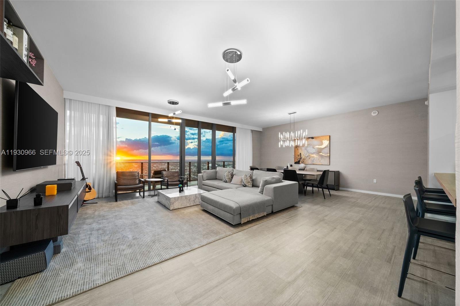 1000 Brickell Plz #PH5904, Miami FL 33131