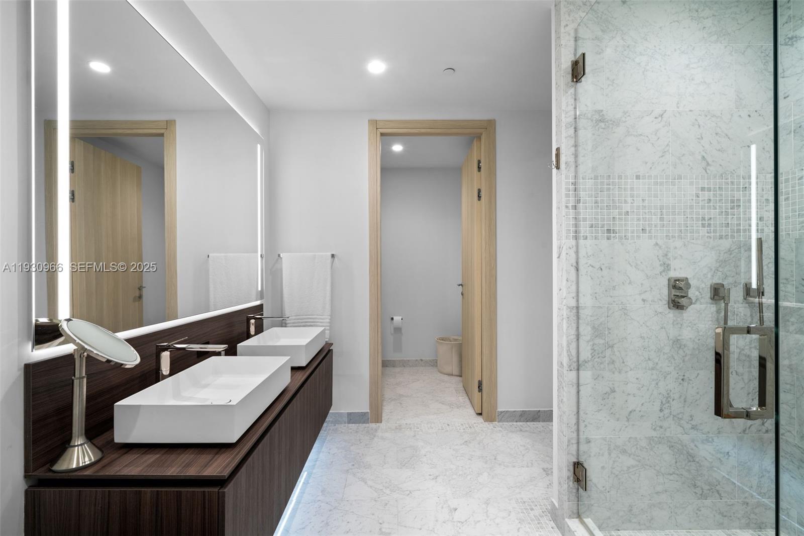 1000 Brickell Plz #PH5904, Miami FL 33131