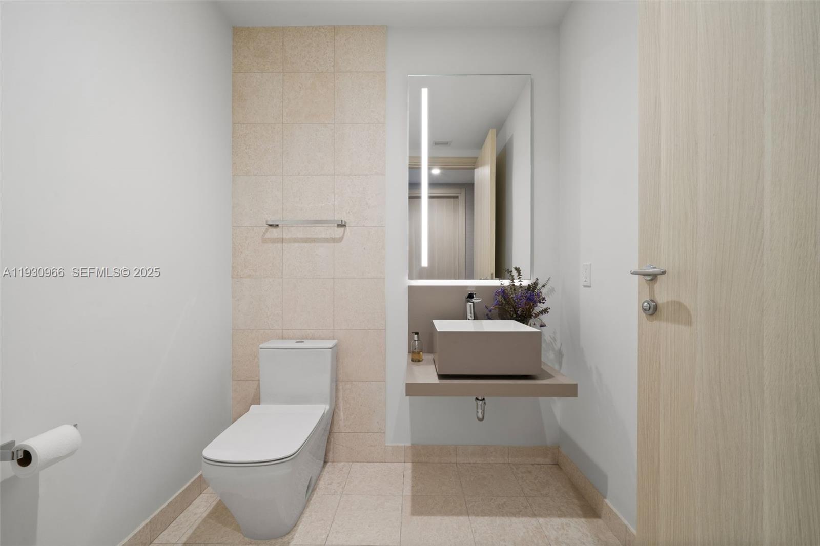 1000 Brickell Plz #PH5904, Miami FL 33131