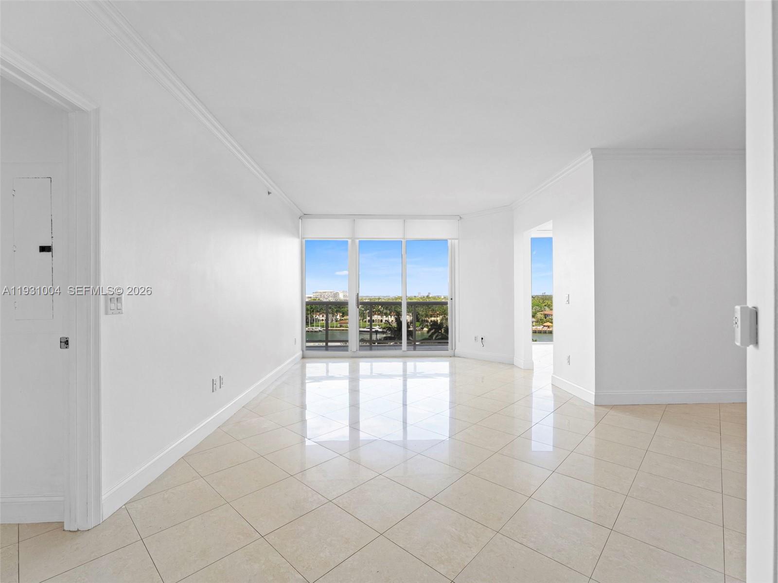 Miami Beach FL 33140 - A11931004