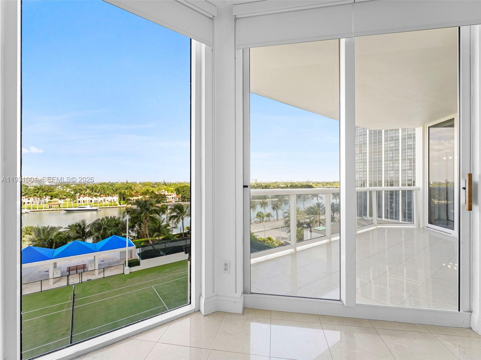Miami Beach FL 33140 - A11931004
