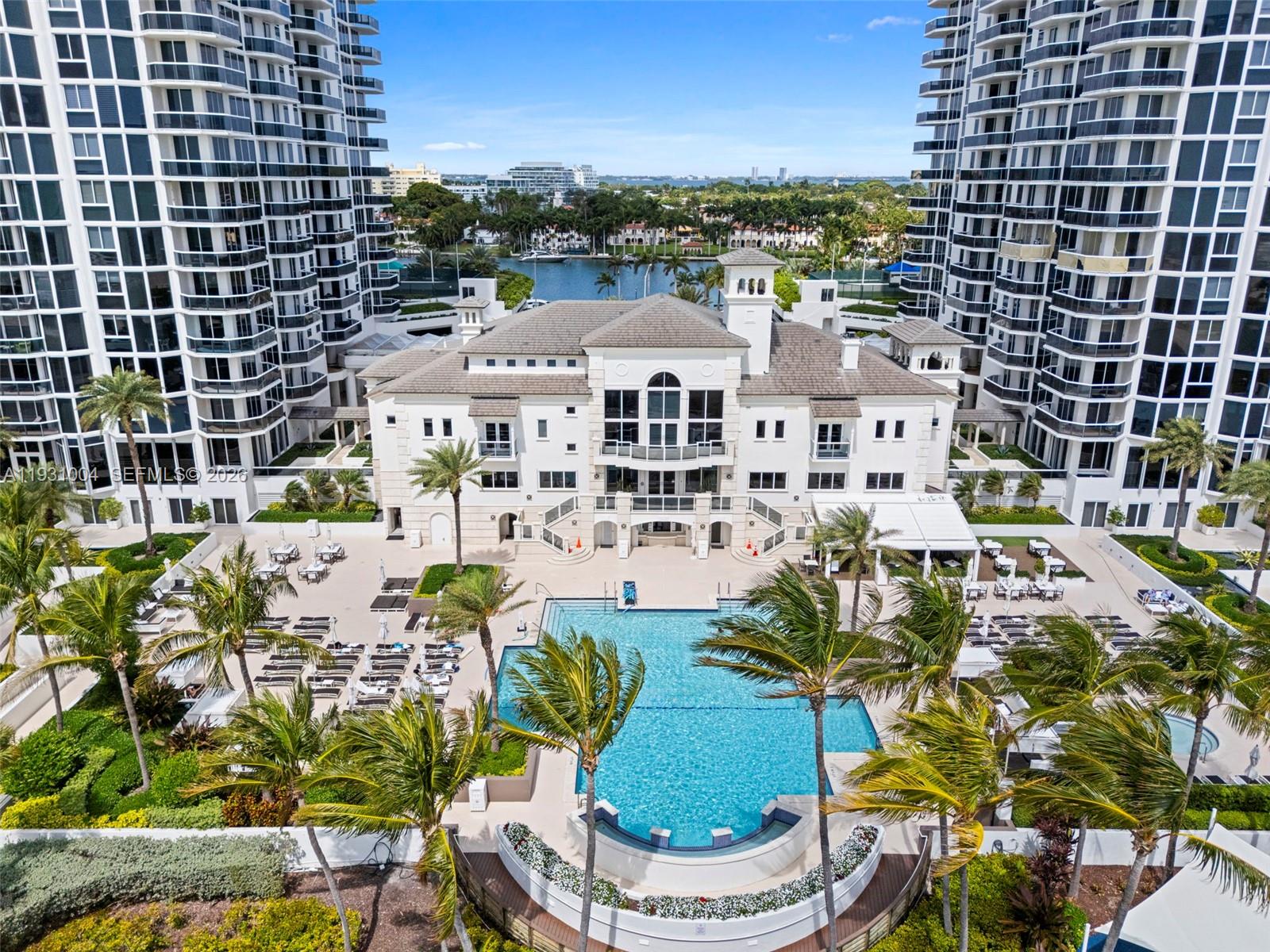 Miami Beach FL 33140 - A11931004