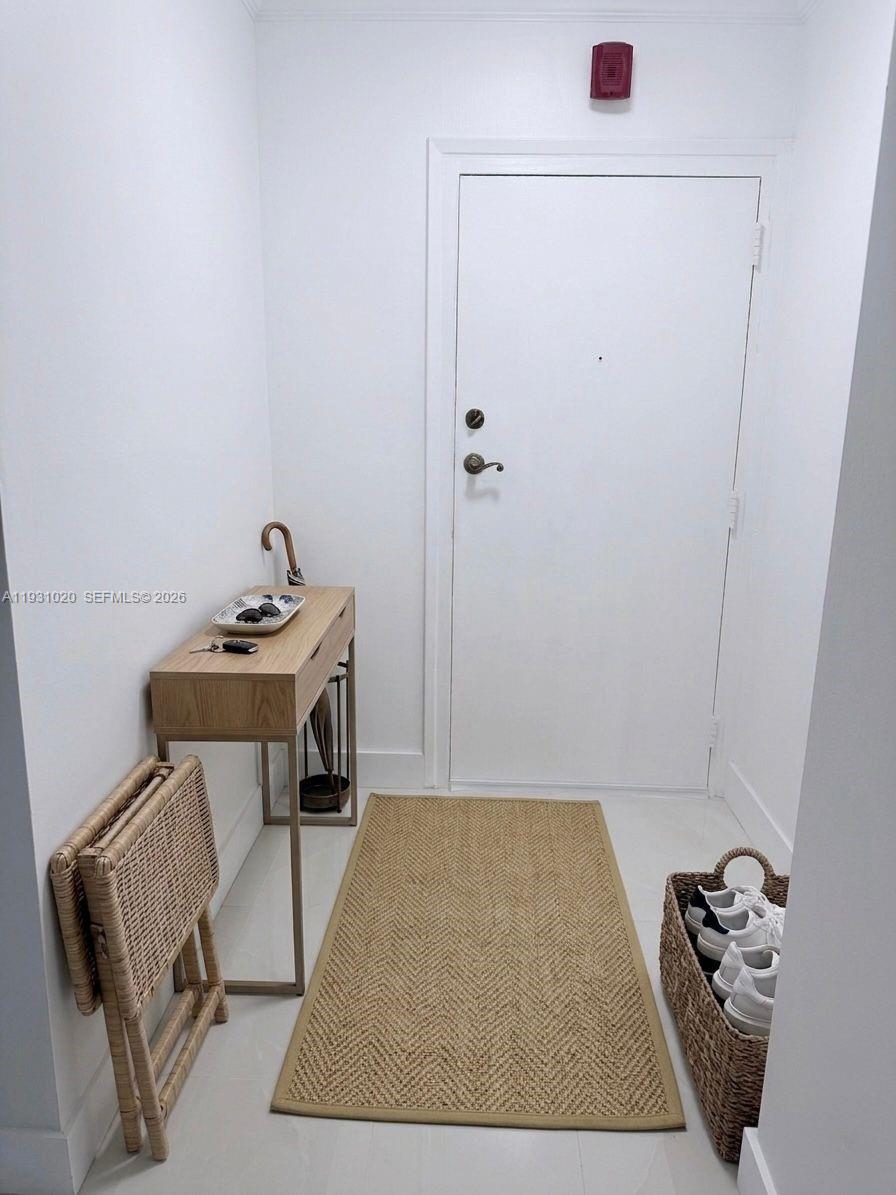 160 SW 30th Ave #104A, Miami FL 33135