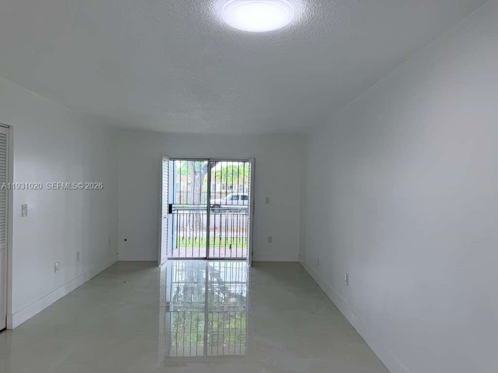 160 SW 30th Ave #104A, Miami FL 33135