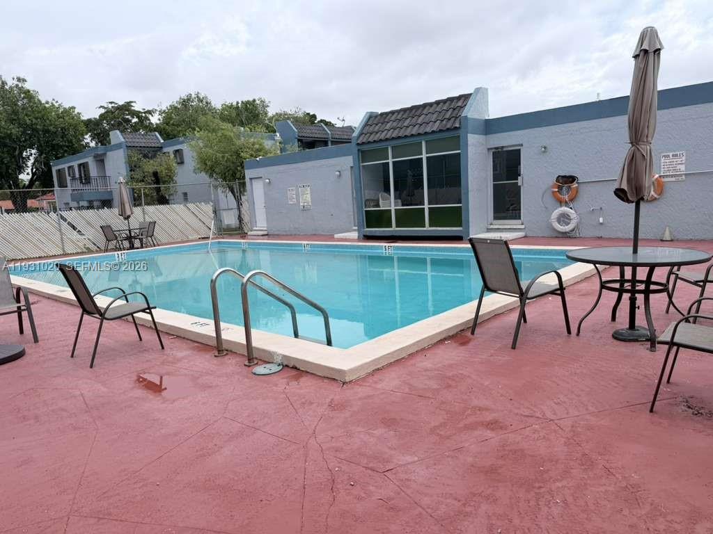 160 SW 30th Ave #104A, Miami FL 33135