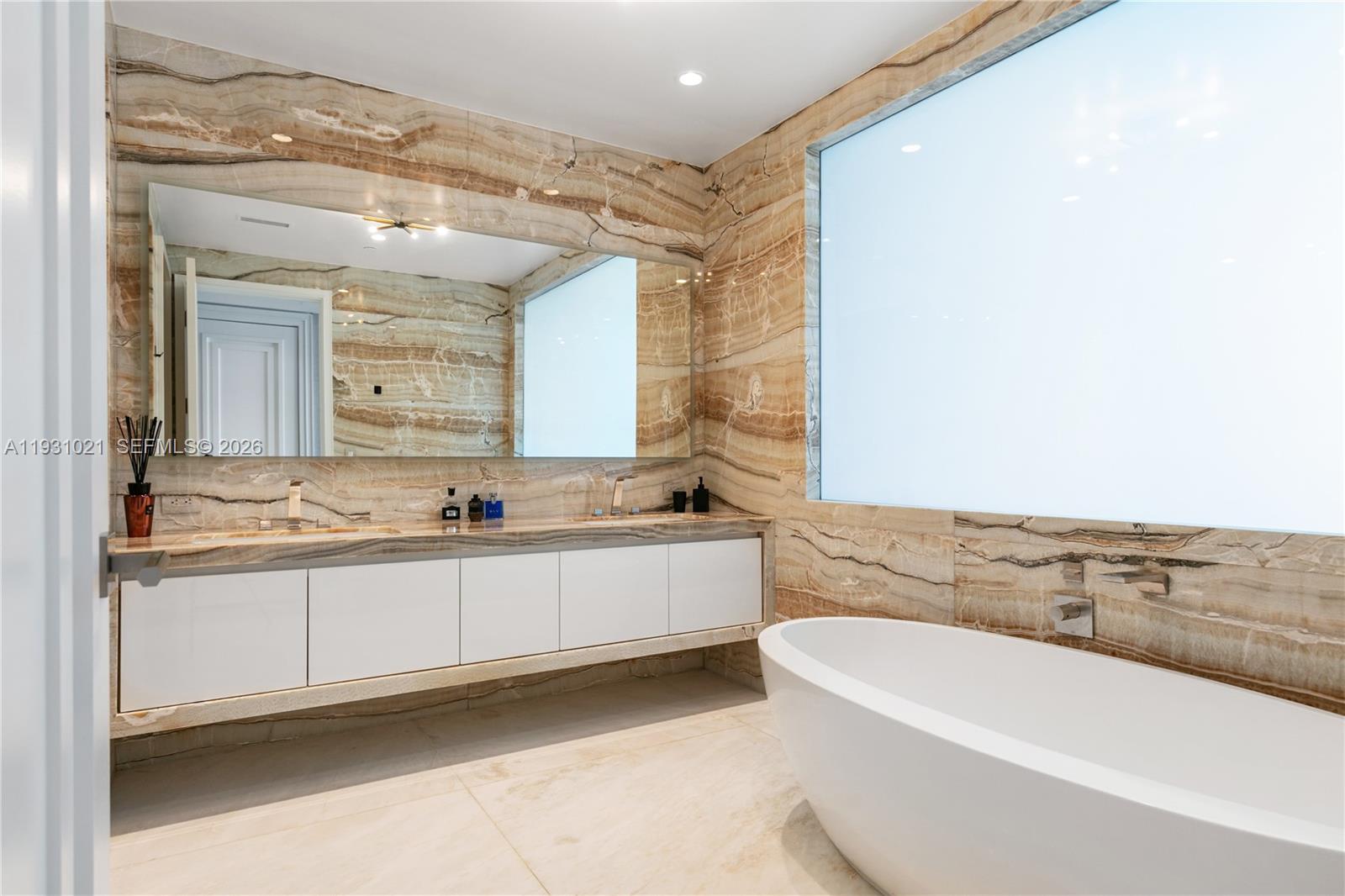 17901 Collins Ave #1002, Sunny Isles Beach FL 33160