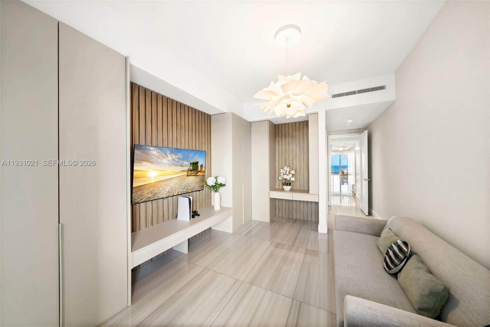 17901 Collins Ave #1002, Sunny Isles Beach FL 33160