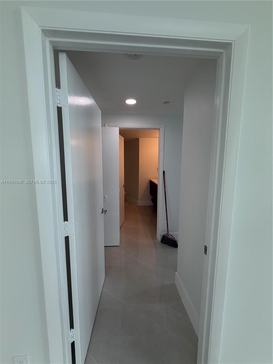 2475 Brickell Ave #2007, Miami FL 33129