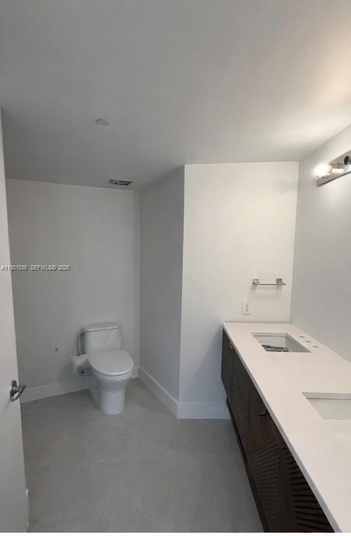 2475 Brickell Ave #2007, Miami FL 33129