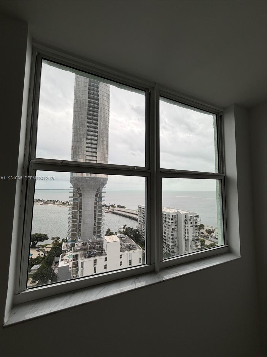 2475 Brickell Ave #2007, Miami FL 33129
