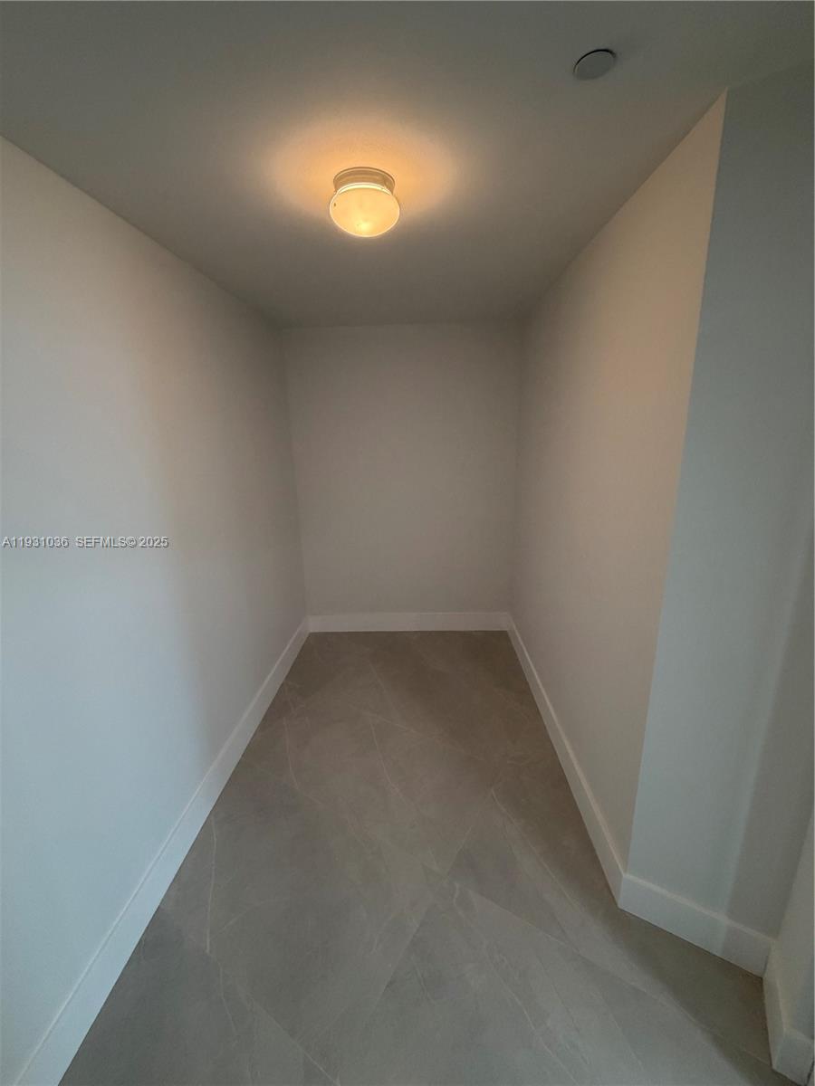 2475 Brickell Ave #2007, Miami FL 33129
