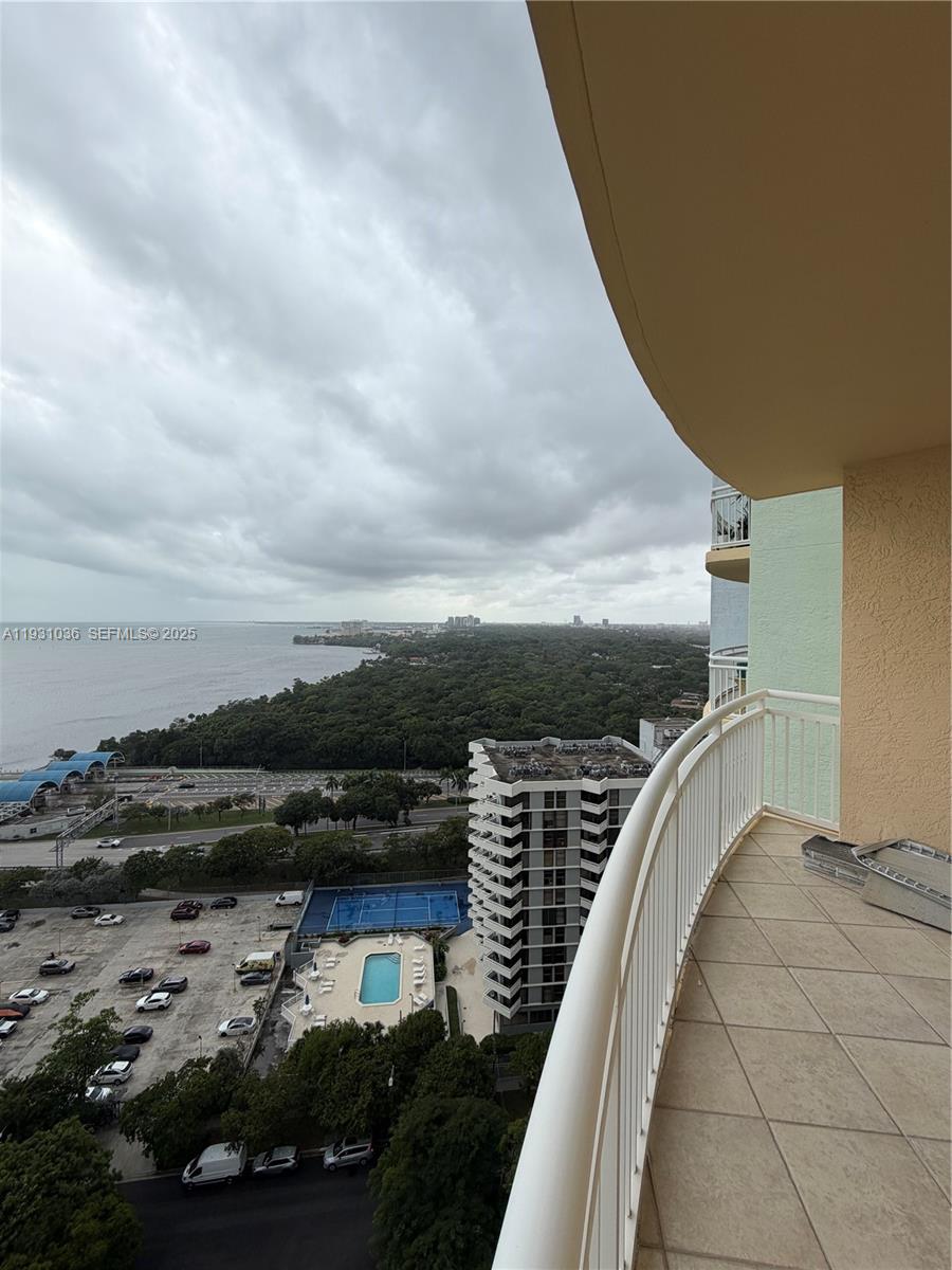 2475 Brickell Ave #2007, Miami FL 33129