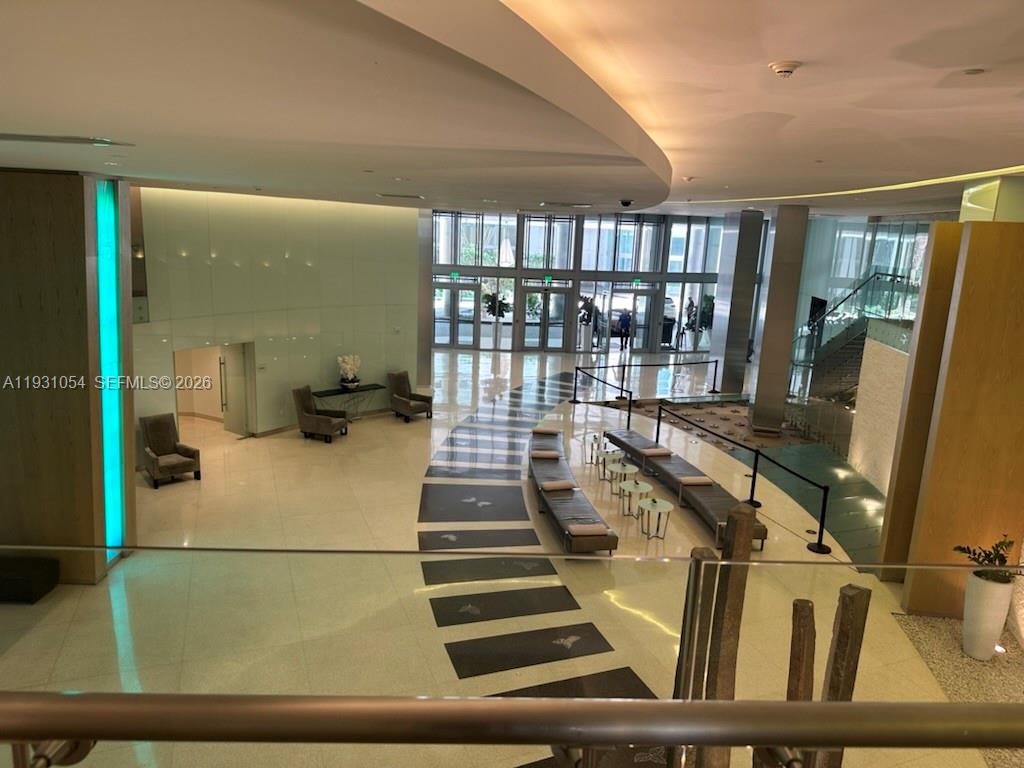 92 SW 3rd St #1408, Miami FL 33130