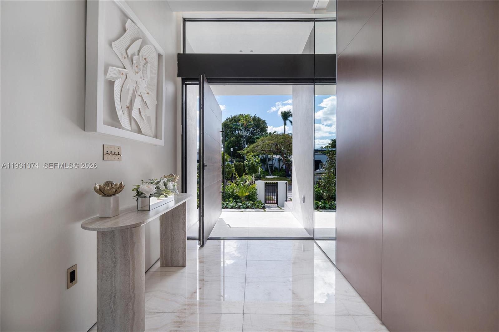 1045 W 47th Ct, Miami Beach FL 33140