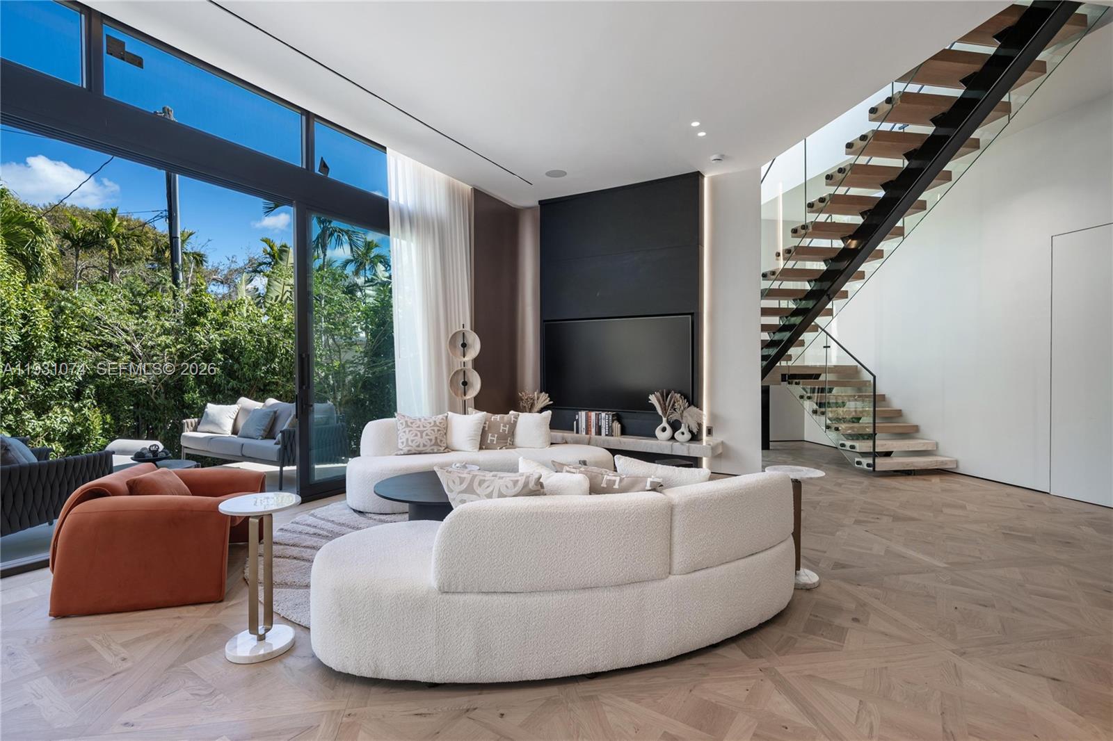 1045 W 47th Ct, Miami Beach FL 33140